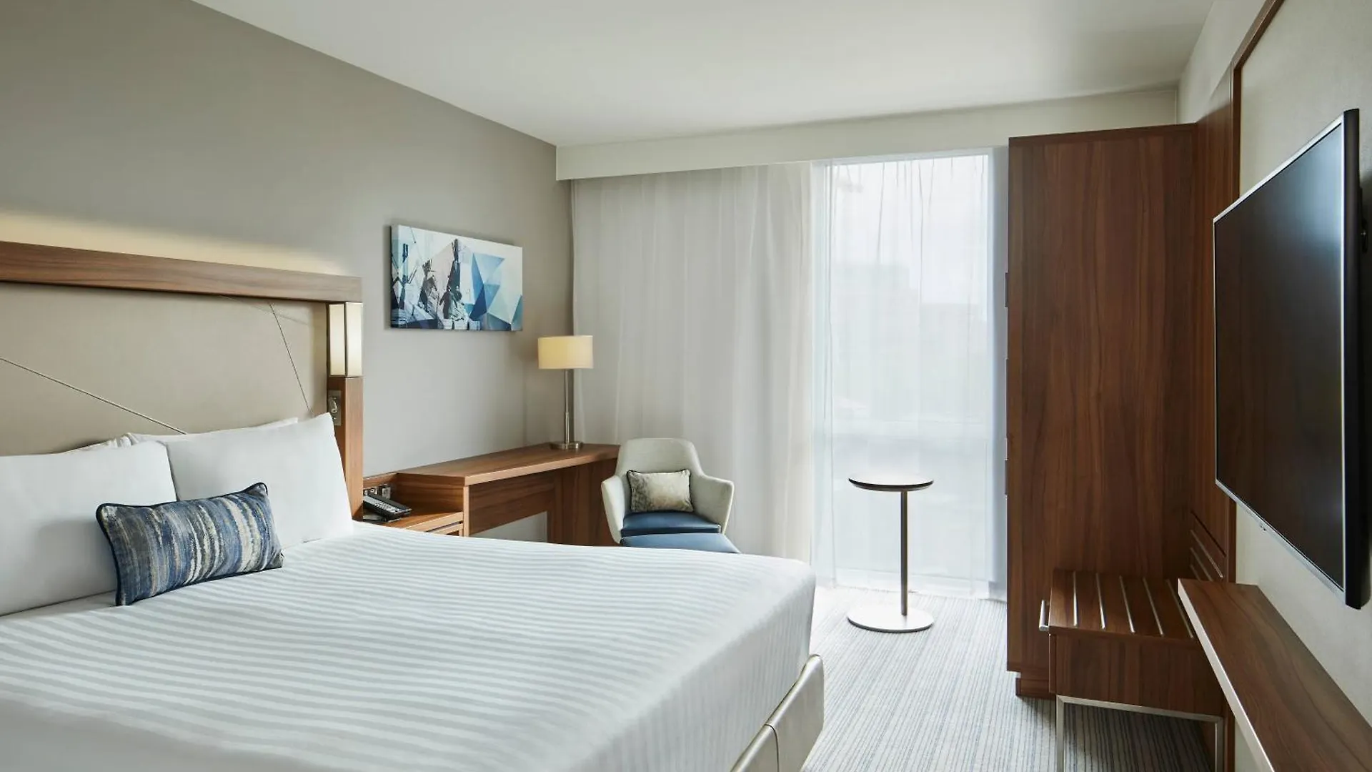 Hotel Courtyard By Marriott London City Airport